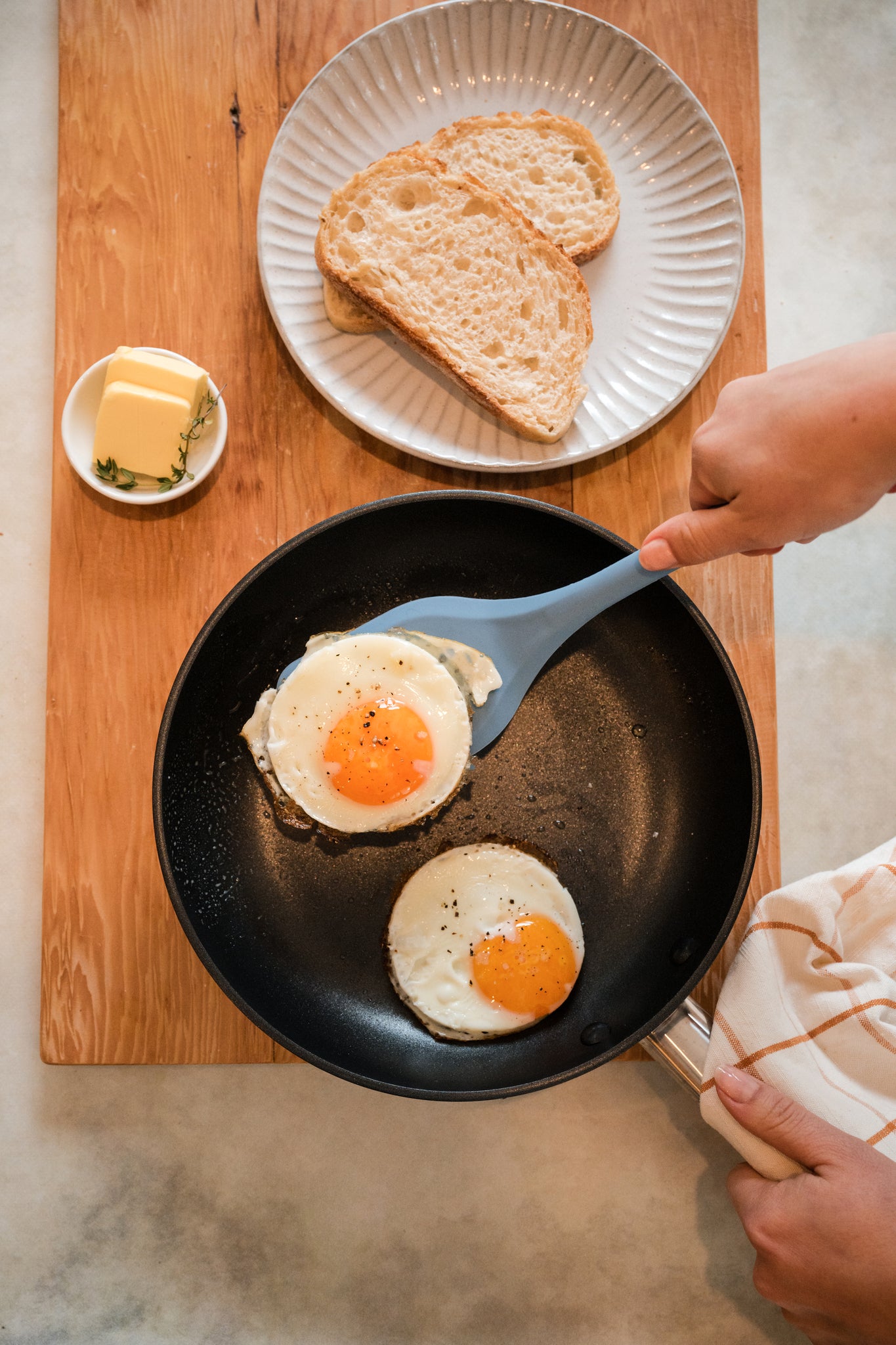 Which Utensils Are Safe to Use on Expensive Nonstick Pans?