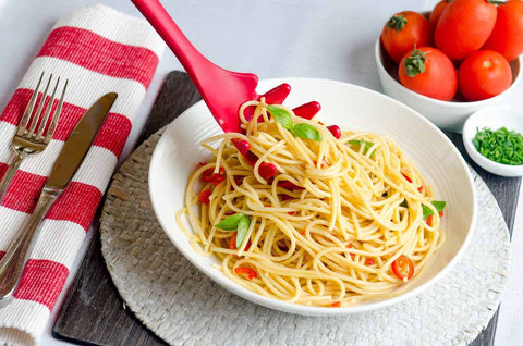 fettucine pasta noodles Kitchen Utensils Silicone Pasta Fork